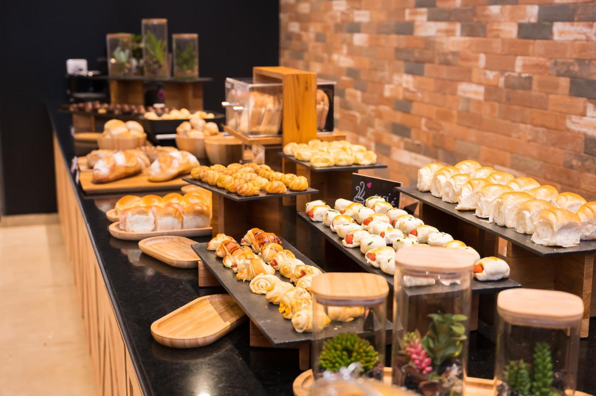 Готель Ibis Ribeirao Preto Shopping Екстер'єр фото