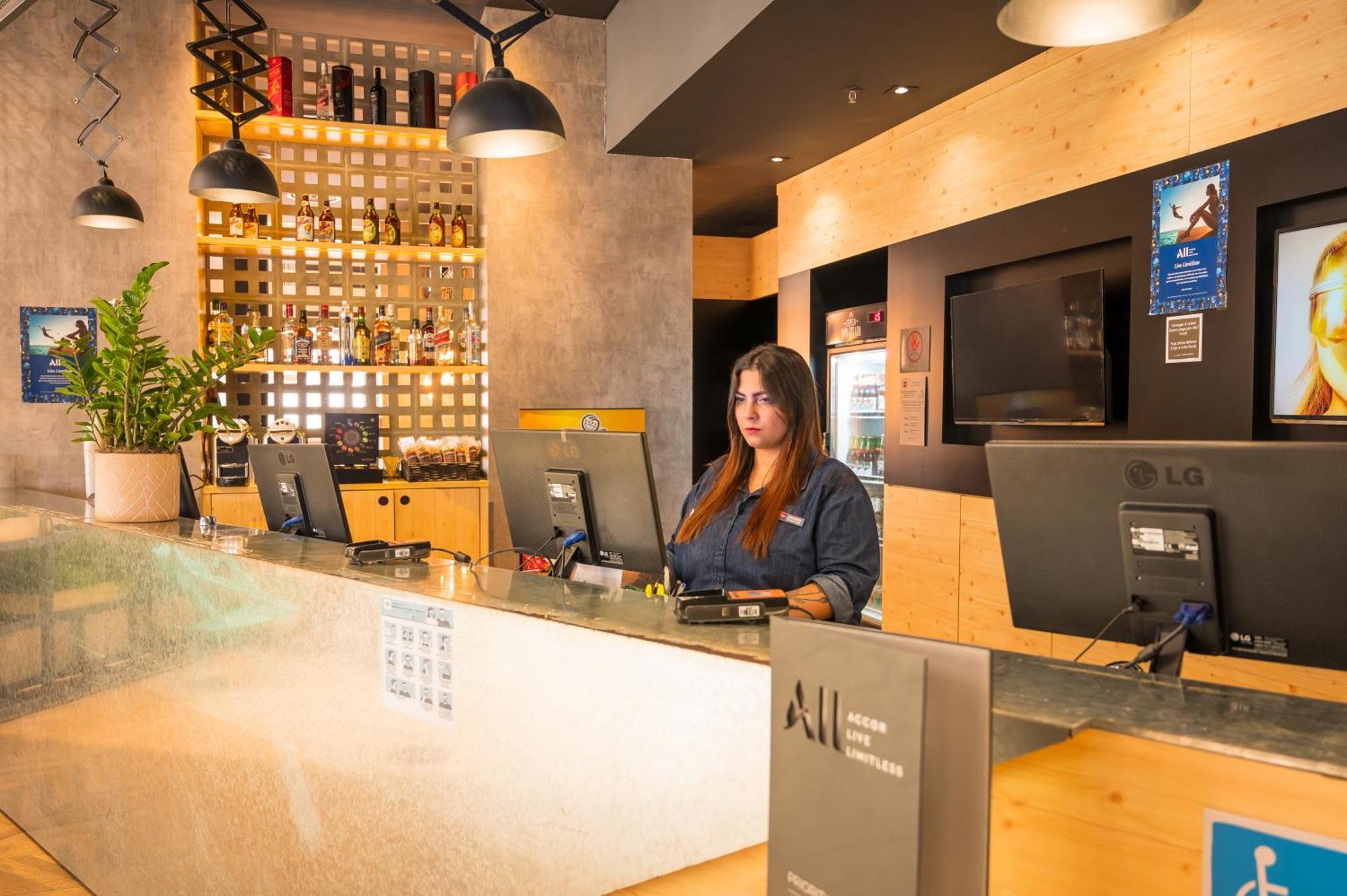 Готель Ibis Ribeirao Preto Shopping Екстер'єр фото
